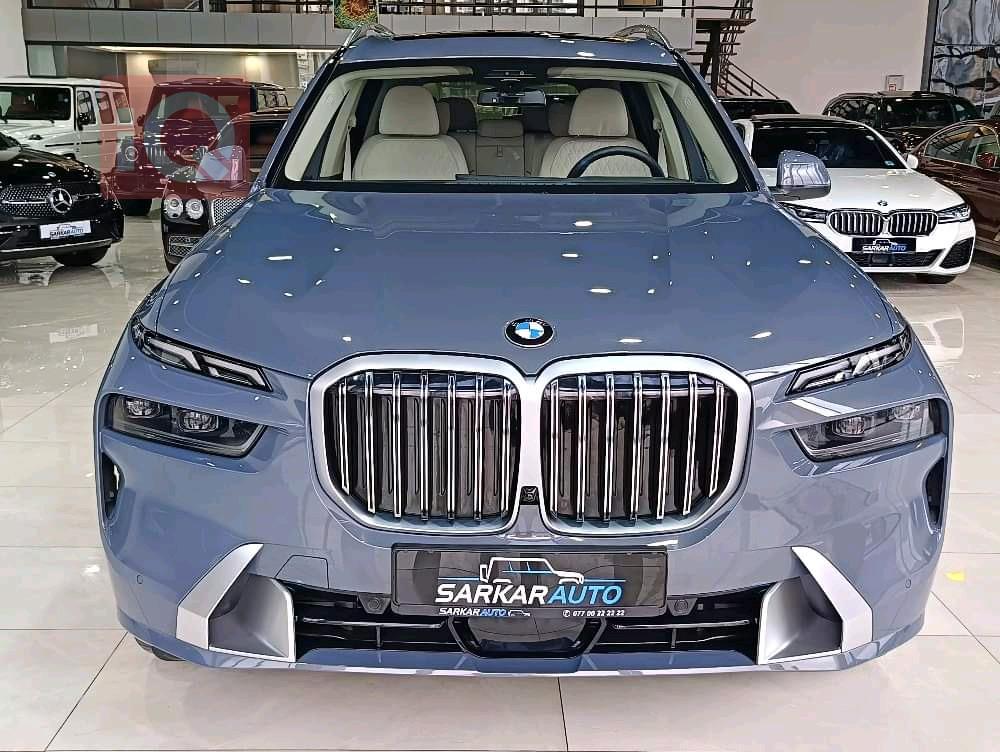 BMW X7